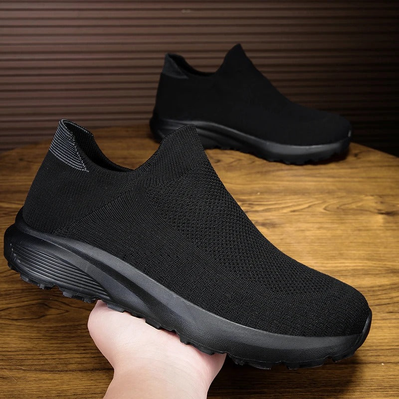 Baskets orthopédiques noires pour marche active – Absorption des chocs et bonne adhérence | Careshoes