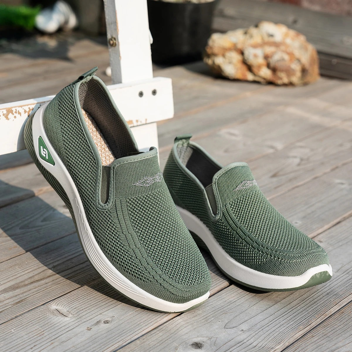Baskets orthopédiques sans lacets vertes pour femme – Style discret et ajustement pratique au quotidien | Careshoes