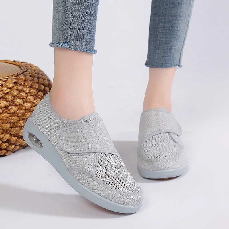 Chaussons orthopédiques confort quotidien gris – Semelle souple et maintien sécurisé | Careshoes