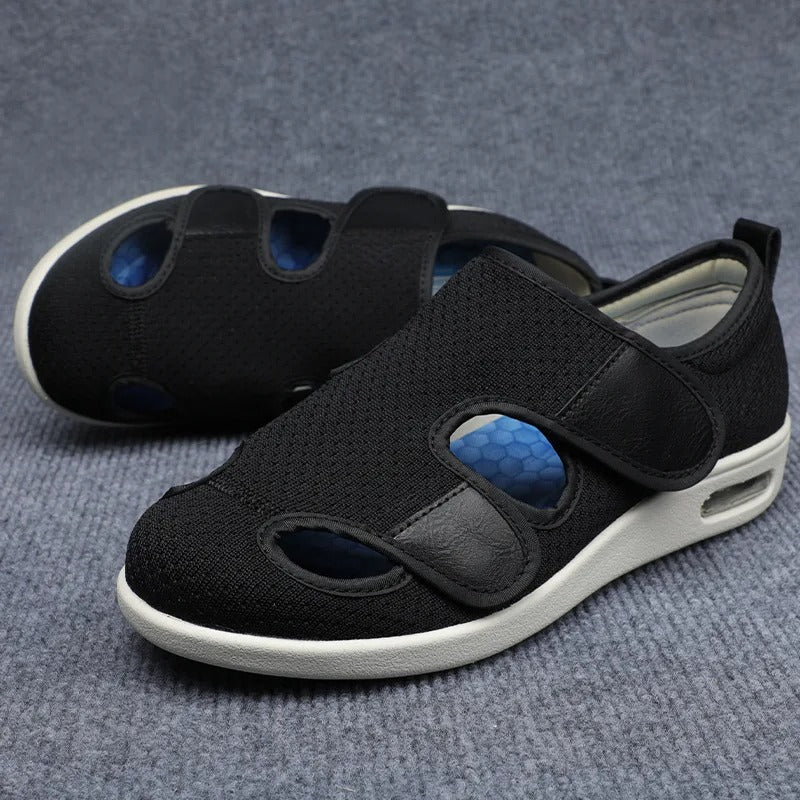 Chaussons orthopédiques grande ouverture noir – Idéals après opération ou soins médicaux | Careshoes