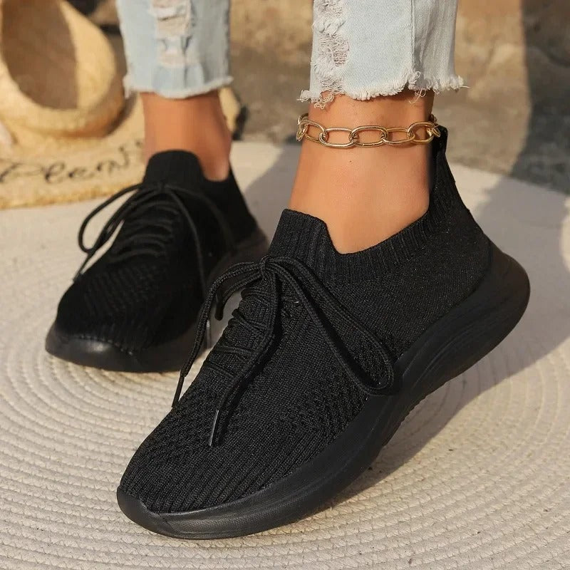Baskets femme à usage quotidien noires – Semelle confort et maintien ajusté | Careshoes