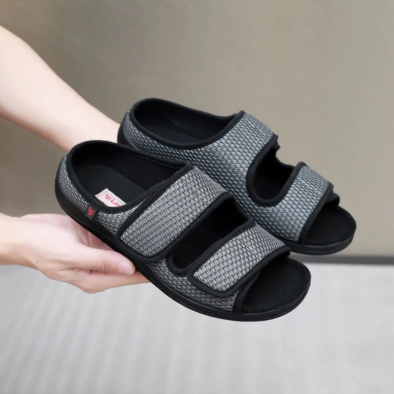 Chaussons orthopédiques gris ouverts à velcro – Ajustement rapide et appui stable | Careshoes