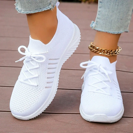 Baskets orthopédiques respirantes et légères blanches pour femme – Stabilité et amorti à chaque pas | Careshoes