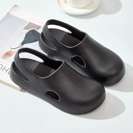 Chaussures aide-soignante antidérapantes noires – Légères, stables et faciles à enfiler | Careshoes