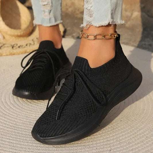 Baskets femme à usage quotidien noires – Semelle confort et maintien ajusté | Careshoes