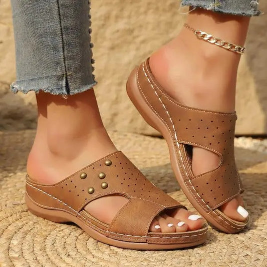 Sandales orthopédiques à semelle confort marron – Marche fluide et absorption des chocs | Careshoes