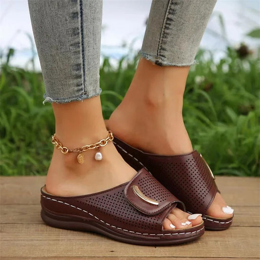 Sandales orthopédiques à semelle compensée marron – Soutien du talon et amorti souple | Careshoes